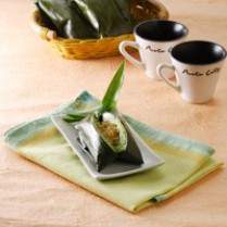 Cara membuat KUE PANDAN ISI UNTI - Resep Masakan Rumahan
