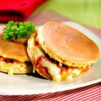 Cara membuat PANCAKE KEJU BOLOGNAISE - Resep Masakan Rumahan