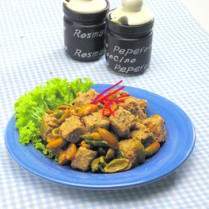 Cara membuat ONCOM TUMIS KENCUR CABAI HIJAU - Resep Masakan Rumahan
