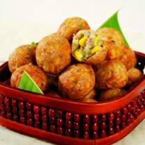 Cara membuat BOLA BOLELEBO ( NUSA TENGGARA TIMUR) - Resep Masakan Rumahan