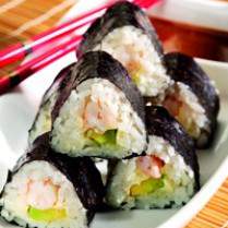 Cara membuat TRIANGLE AVOCADO CHEESE SUSHI - Resep Masakan Rumahan