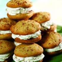 Cara membuat BANANA WHOOPLE PIES ( ITALIA) - Resep Masakan Rumahan