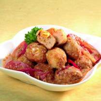 Cara membuat SAMBAL GORENG BOLA IKAN JAGUNG - Resep Masakan Rumahan