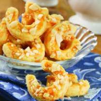 Cara membuat ALMOND KAASTENGELS - Resep Masakan Rumahan