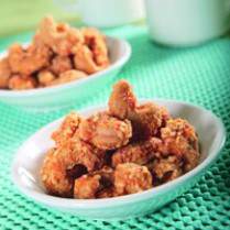 Cara membuat KACANG MEDE BALUT WIJEN - Resep Masakan Rumahan