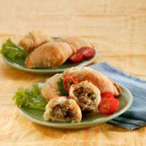 Cara membuat PASTEL AYAM MERICA HITAM - Resep Masakan Rumahan