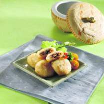 Cara membuat LEMPER GORENG SERUNDENG IKAN - Resep Masakan Rumahan