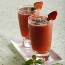 Cara membuat JUS STROBERI JERUK BERBINTIK - Resep Masakan Rumahan