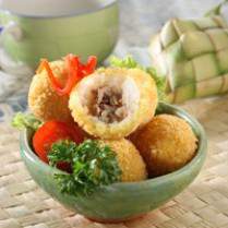 Cara membuat LEMPER GORENG ISI TUNA - Resep Masakan Rumahan