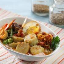 Cara membuat LONTONG MEDAN - Resep Masakan Rumahan