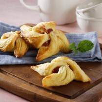 Cara membuat STRAWBERRY  WINDMILLS - Resep Masakan Rumahan