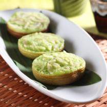 Cara membuat BIKA AMBON PANDAN KENARI - Resep Masakan Rumahan