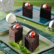 Cara membuat CAKE COKELAT KUKUS KETAN HITAM - Resep Masakan Rumahan