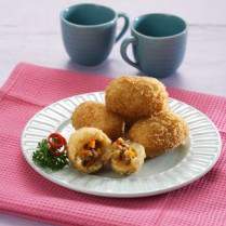 Cara membuat KROKET SINGKONG ISI BOLOGNAISE - Resep Masakan Rumahan