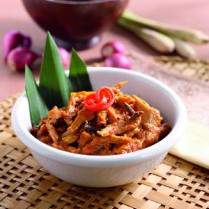 Cara membuat SEMUR AYAM SUWIR RASA PEDAS - Resep Masakan Rumahan