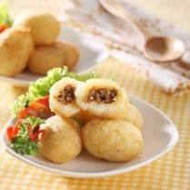 Cara membuat SINGKONG GORENG ISI DAGING - Resep Masakan Rumahan