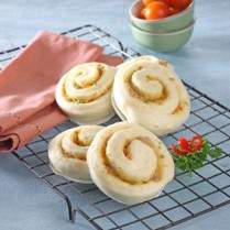 Cara membuat BAKPAO GULUNG RAGOUT - Resep Masakan Rumahan