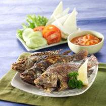Cara membuat MUJAIR GORENG SAMBAL LALAPAN - Resep Masakan Rumahan