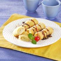 Cara membuat Dadar Goreng Pisang Siram Cokelat - Resep Masakan Rumahan