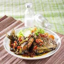 Cara membuat Bawal Kuah Pindang - Resep Masakan Rumahan