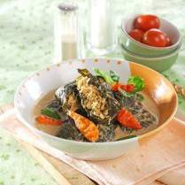 Cara membuat Buntil Daun Singkong - Resep Masakan Rumahan