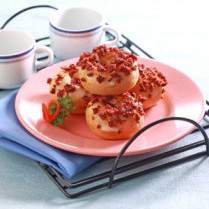 Cara membuat Donat Kornet Pedas - Resep Masakan Rumahan
