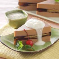 Cara membuat Puding Moka Cola Lapis Biskuit - Resep Masakan Rumahan