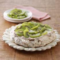 Cara membuat Kiwi Pistachio Pavlova - Resep Masakan Rumahan