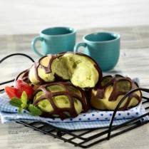 Cara membuat Greentea Ogura Cheese Bread - Resep Masakan Rumahan