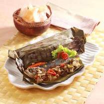 Cara membuat Pepes Peda Jantung Pisang Bumbu Soto - Resep Masakan Rumahan