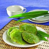 Cara membuat Kue Cucur Pandan - Resep Masakan Rumahan