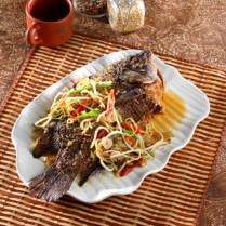 Cara membuat Ikan Nila Siram Taoge - Resep Masakan Rumahan