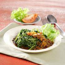 Cara membuat Kangkung Siram Kuah Petis - Resep Masakan Rumahan