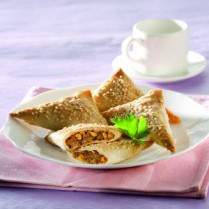 Cara membuat Triangles Baked Crispy - Resep Masakan Rumahan