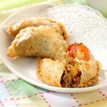 Cara membuat Pastel Ayam Nanas - Resep Masakan Rumahan