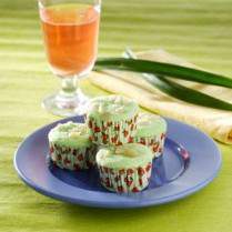 Cara membuat Cap Cake Pandan Kenari Kukus - Resep Masakan Rumahan