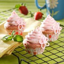 Cara membuat Cup Cake Stroberi - Resep Masakan Rumahan
