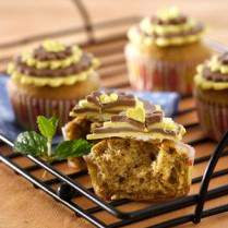 Cara membuat Cup Cake Pisang Moka - Resep Masakan Rumahan