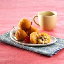 Cara membuat Bola Ubi Isi Kelapa Kismis - Resep Masakan Rumahan