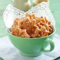 Cara membuat Kembang Goyang Aroma Spekuk - Resep Masakan Rumahan