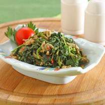 Cara membuat Cah Bayam Telur - Resep Masakan Rumahan