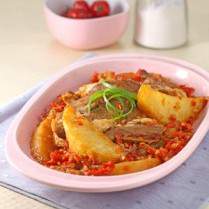 Cara membuat Daging Lamur Kentang Pedas - Resep Masakan Rumahan