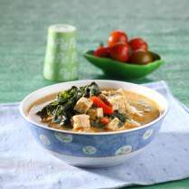 Cara membuat Daun Singkong Masak Santan Pedas - Resep Masakan Rumahan
