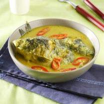 Cara membuat Opor Kuning Ikan Mas - Resep Masakan Rumahan
