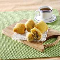 Cara membuat Risoles Pisang Cokelat Wijen - Resep Masakan Rumahan